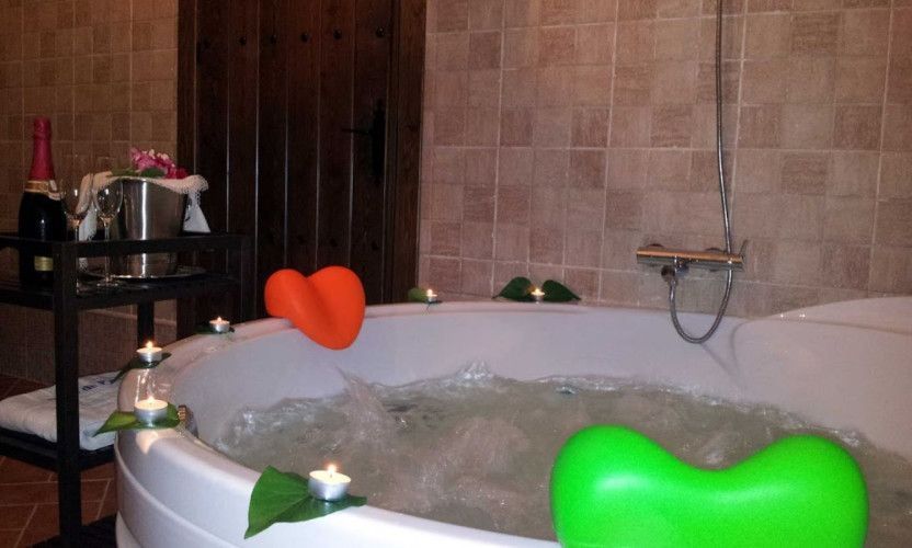 Sancho - Casa rural con jacuzzi y piscina en Ciudad Real